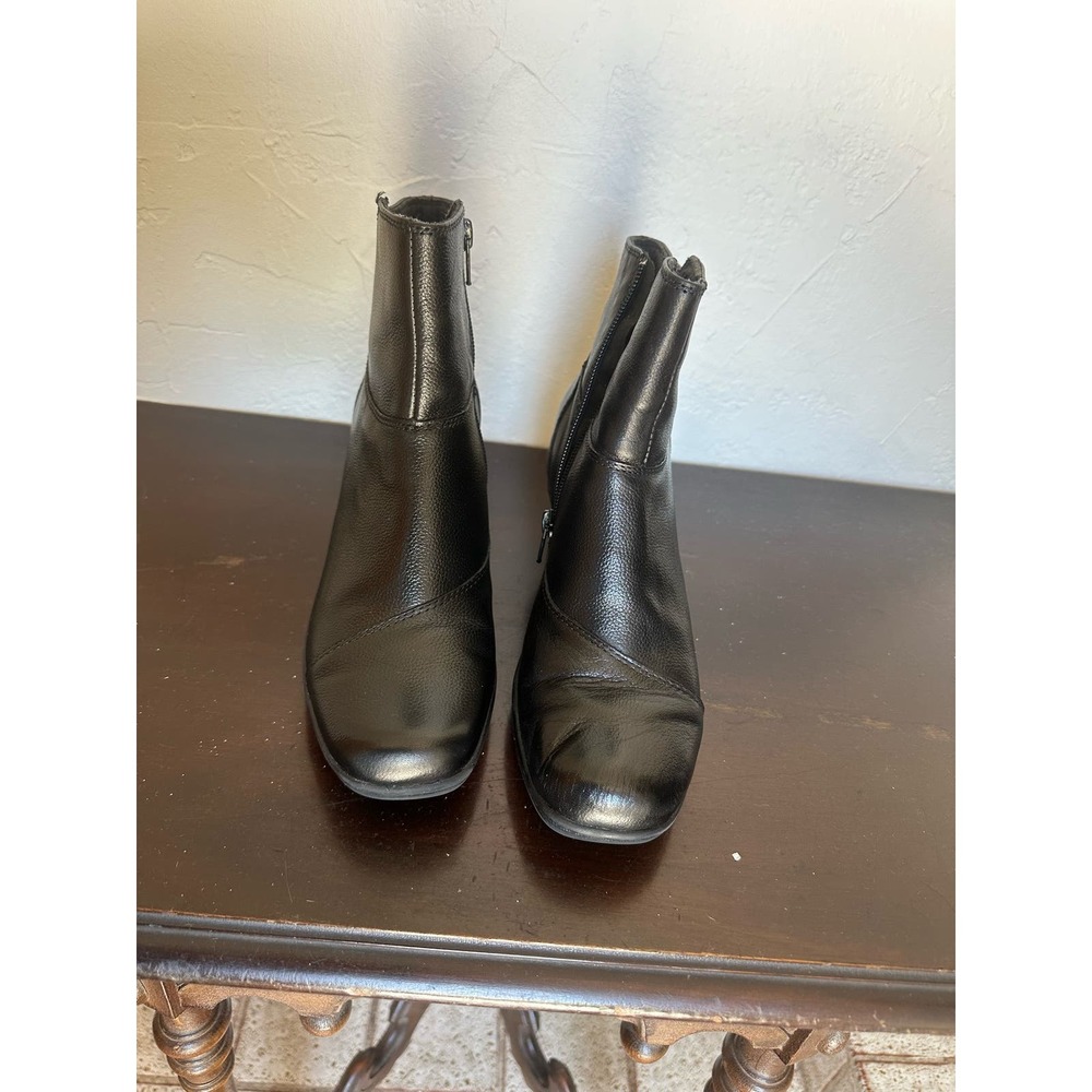 Clark’s Women’s Black Boots